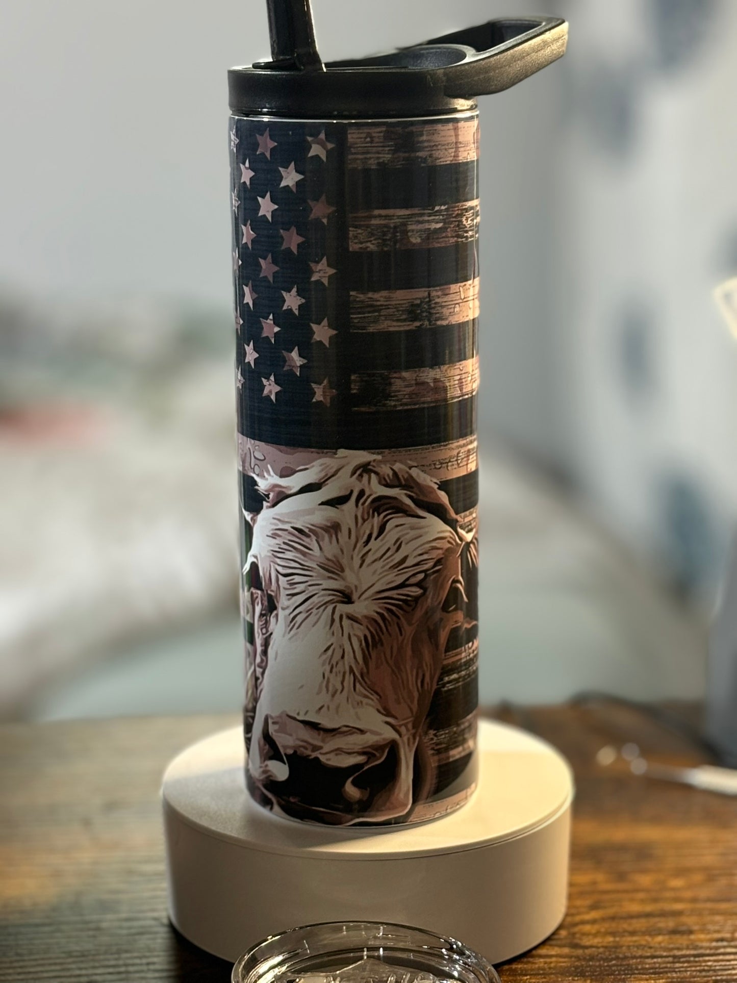 Black and white cow American flag 20 oz duo lid tumbler