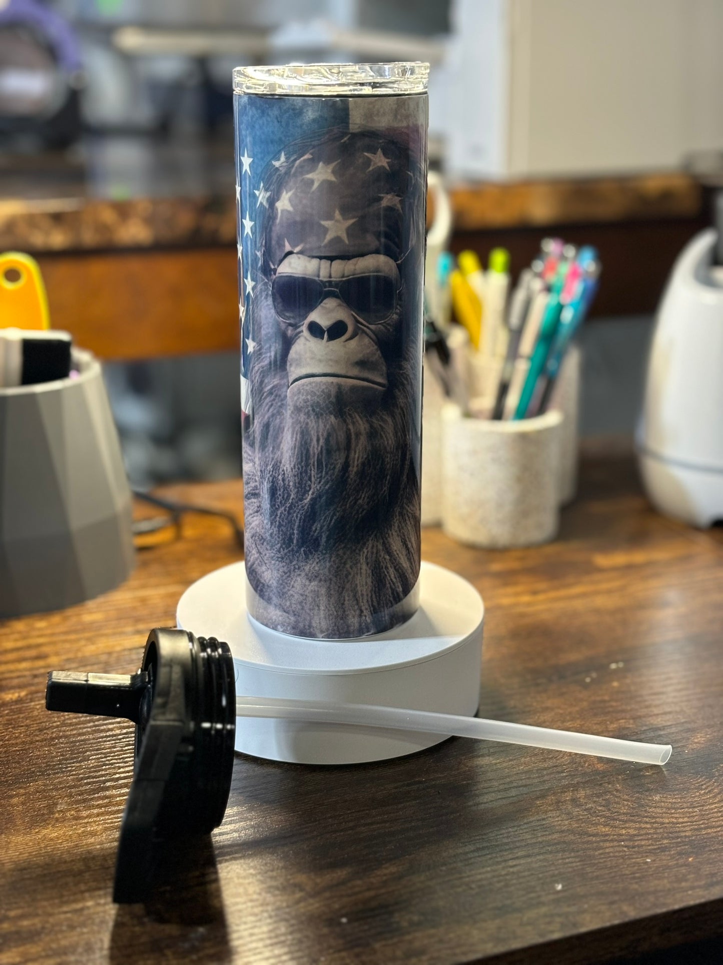 Big Foot American Flag Aviators 20 oz Duo Lid Tumbler