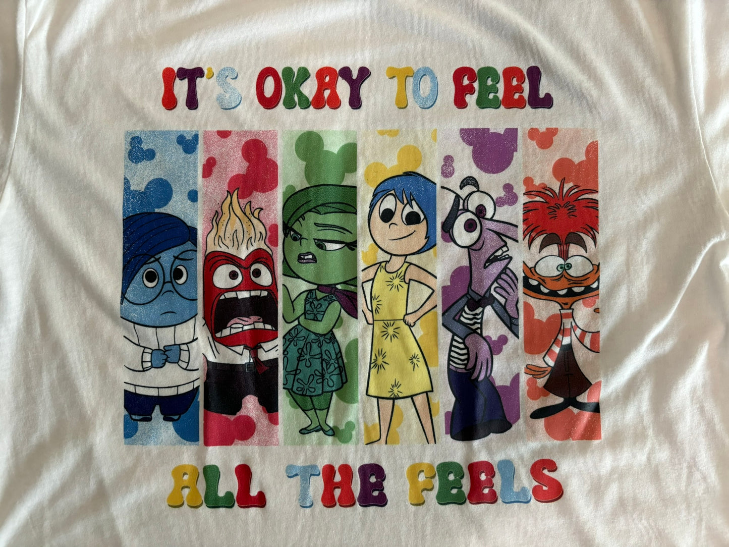 It’s okay to feel all the feels emotions t-shirt