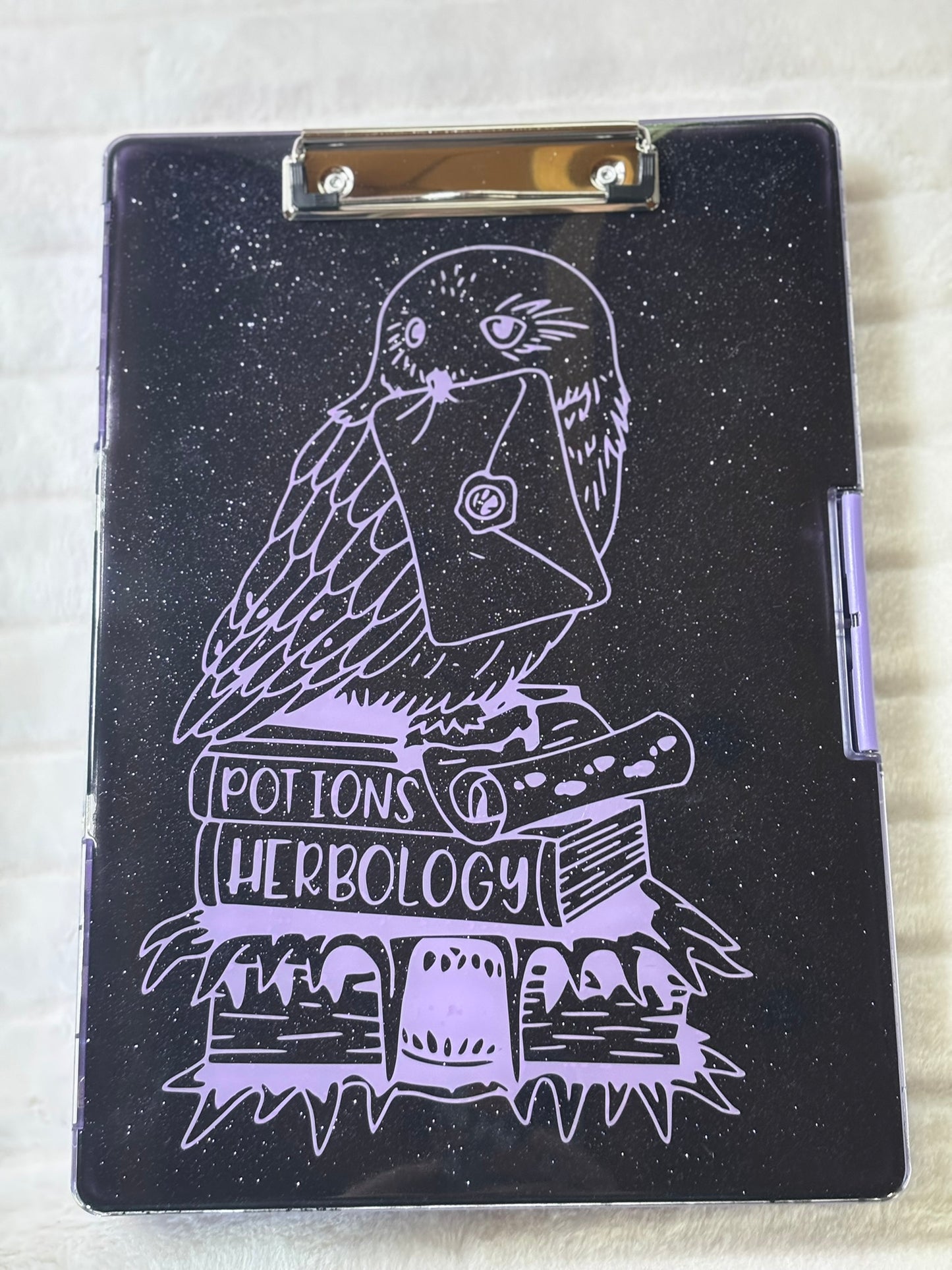 HP Wizard Owl Clipboard with Extra Storage Space